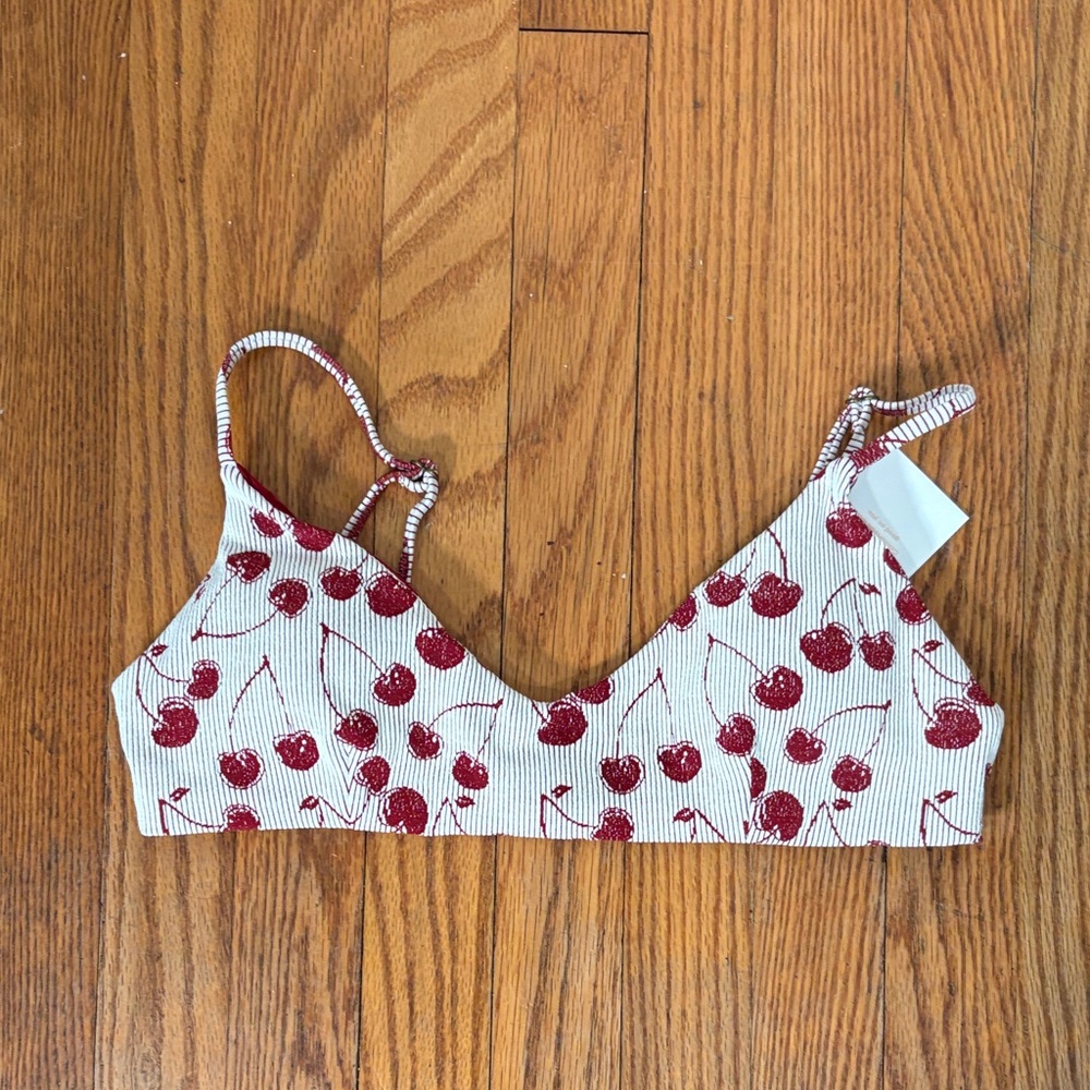 Andie The Molokai Bikini‎ Top swimsuit Cherry size M NWT